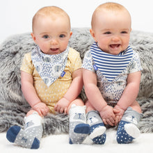Load image into Gallery viewer, Baby in speckle bodysuit