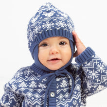 Load image into Gallery viewer, Baby in nordic hat