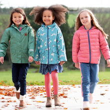 Load image into Gallery viewer, Girl in go coat